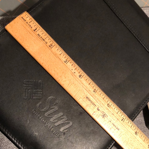 Sun Microsystems genuine leather professional zip portfolio - Picture 16 of 16